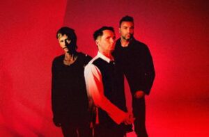 Muse, il ‘segnale’ è tornato: ‘The Wow! Signal’ è l’album della rinascita