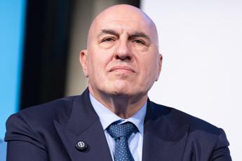 Nato, Crosetto: “Impegni si rispettano, sennò si esce”