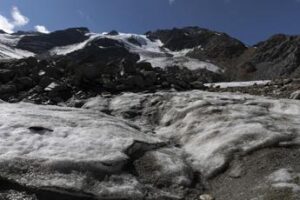 Ondata di caldo, l’impatto sui ghiacciai italiani