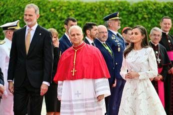 Papa arrivato a Madrid: “Preoccupato per l’Ucraina, va promosso il negoziato”