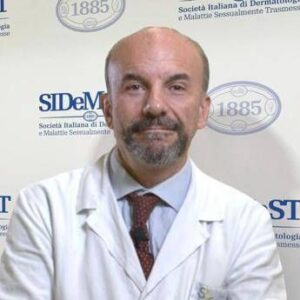 Pelle al sole: dai dermatologi il decalogo per una ‘fotoprotezione su misura’