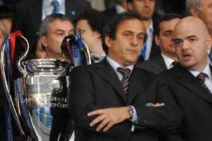 Platini denuncia presidente Fifa Infantino per calunnia e traffico di influenze: cos’è successo