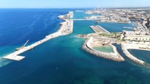Porti, da oggi attiva apertura a Sud del porto di Civitavecchia