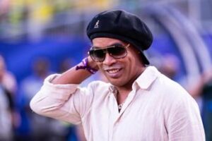 Ravenna conferma l’ingaggio di Ronaldinho: “Che la magia abbia inizio”