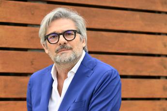 Rinaldi e il lapsus in diretta su La7: “Tra pochissimo su ‘Chi l’ha visto?'”