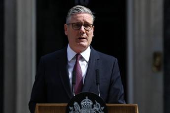 Starmer annuncia le dimissioni da primo ministro