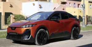 Subaru presenta il nuovo SUV elettrico UNCHARTED