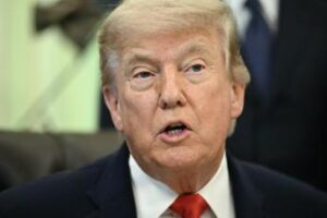 Trump: “Attacco di Israele a Beirut non avrebbe dovuto verificarsi. Molto vicini a un accordo con l’Iran”