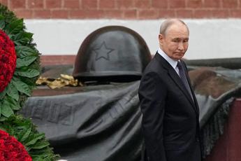 Ucraina amplia il raggio dei raid, ﻿Russia sposta difese dal fronte per proteggere Mosca