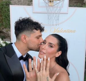 Valentina Vignali si è sposata, il matrimonio con Fabio Stefanini a tema ‘basket’
