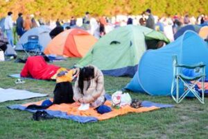 Wimbledon, torna la tradizionale ‘coda’ per accaparrarsi gli ultimi biglietti