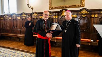 A Montecassino il cardinale Pizzaballa riceve il premio Pacis Nuntius 2026: “A Gaza la devastazione è totale”