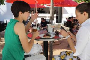 Alimentazione, ‘siamo sazi ma non lo sappiamo’, un test per capire quando fermarsi