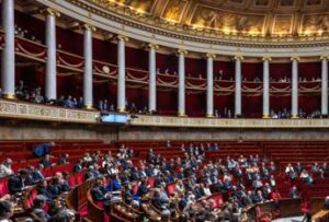 Francia, “diritto aiuto a morire” è legge. Macron: “Impegno mantenuto”