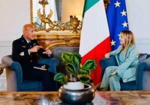 Meloni vede Parmitano a Palazzo Chigi: “Dai lustro a intera nazione”