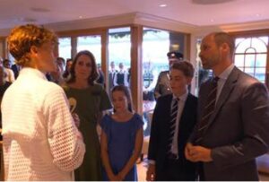 Sinner, il Re di Wimbledon incontra la Royal Family: “Giocate a tennis?”