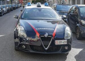 Tivoli, accoltella il figlio alla gola: arrestato 44enne