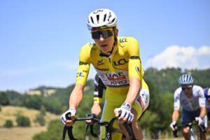 Tour de France, Pogacar vince la decima tappa e allunga in classifica generale