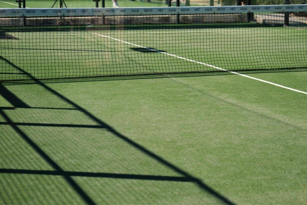 La racchetta supera il pallone: tennis e padel davanti al calcio