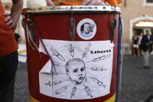 Reintegro medici no vax, Cognetti: “Grave ferita per chi ha salvato vite e pesante offesa alle vittime”